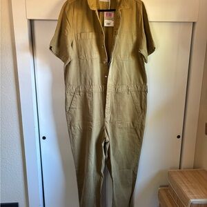 NWT Everlane Women’s Khaki Jumpsuit Utility Style size 16